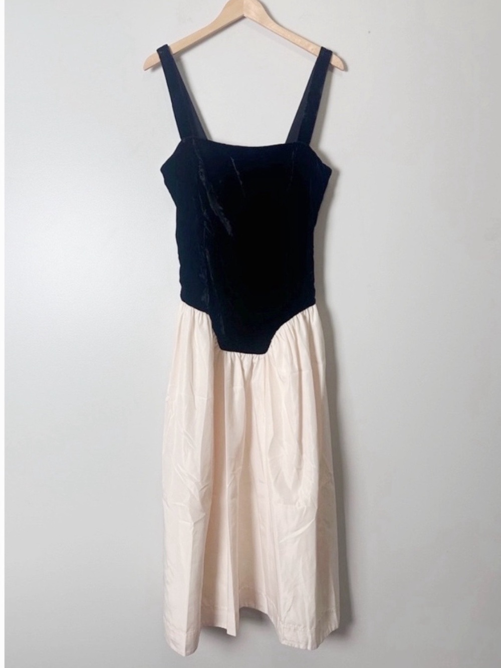 RHODE Georgina Color Block MIDI Dress - Picture 2 of 13